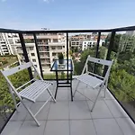 Modern On Wroclawska With Balcony Lägenhet *