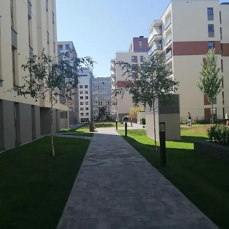 Lägenhet Modern On Wroclawska With Balcony