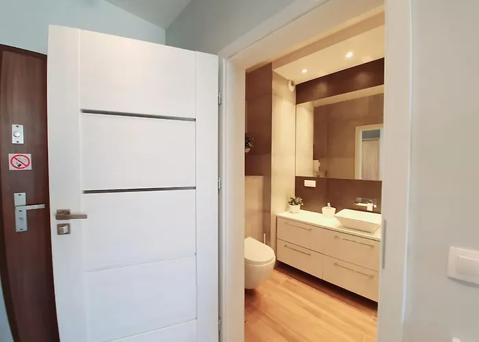 Apartamento Modern On Wroclawska With Balcony